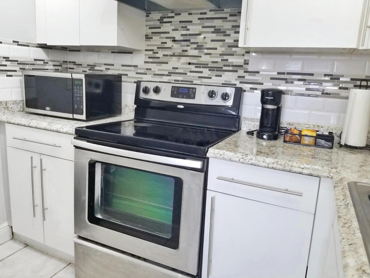 Glam Apartment 5 Miles From Hard Rock Stadium Мирамар Экстерьер фото